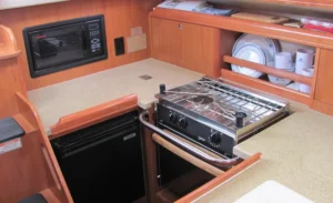 Hunter 33