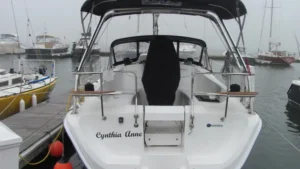 Hunter 33