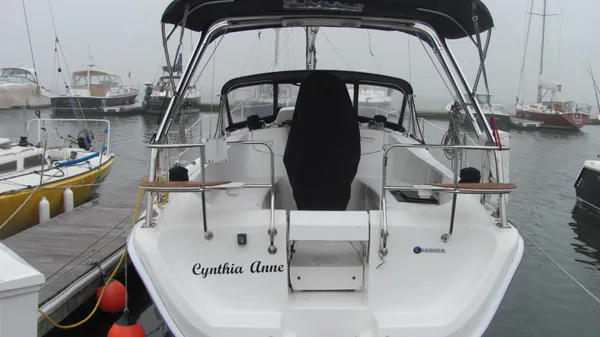 Hunter 33