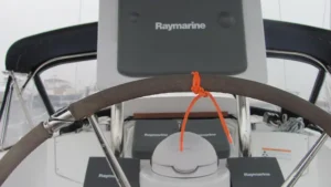 Hunter 33