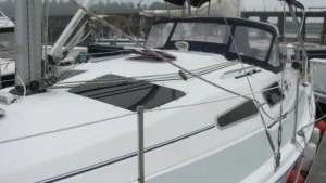 Hunter 33