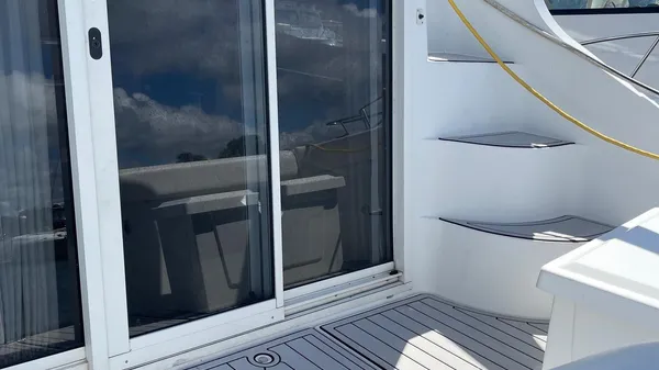 Carver 350 Mariner