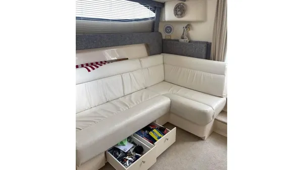 Carver 350 Mariner