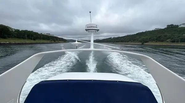 Carver 350 Mariner