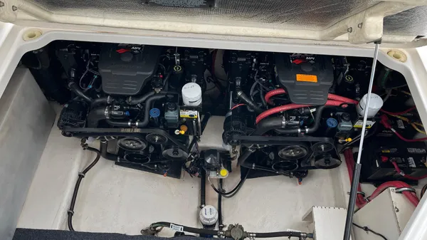 Chaparral 270 Signature