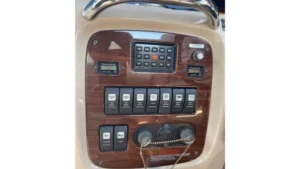 Chaparral 270 Signature